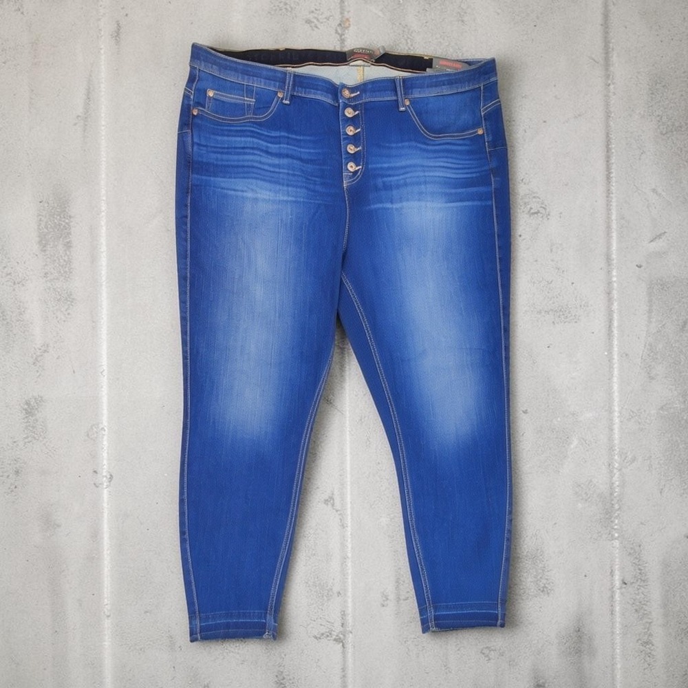 NWT Torrid Bombshell Skinny Jeans 26R High Rise Button Fly Premium Stretch Blue